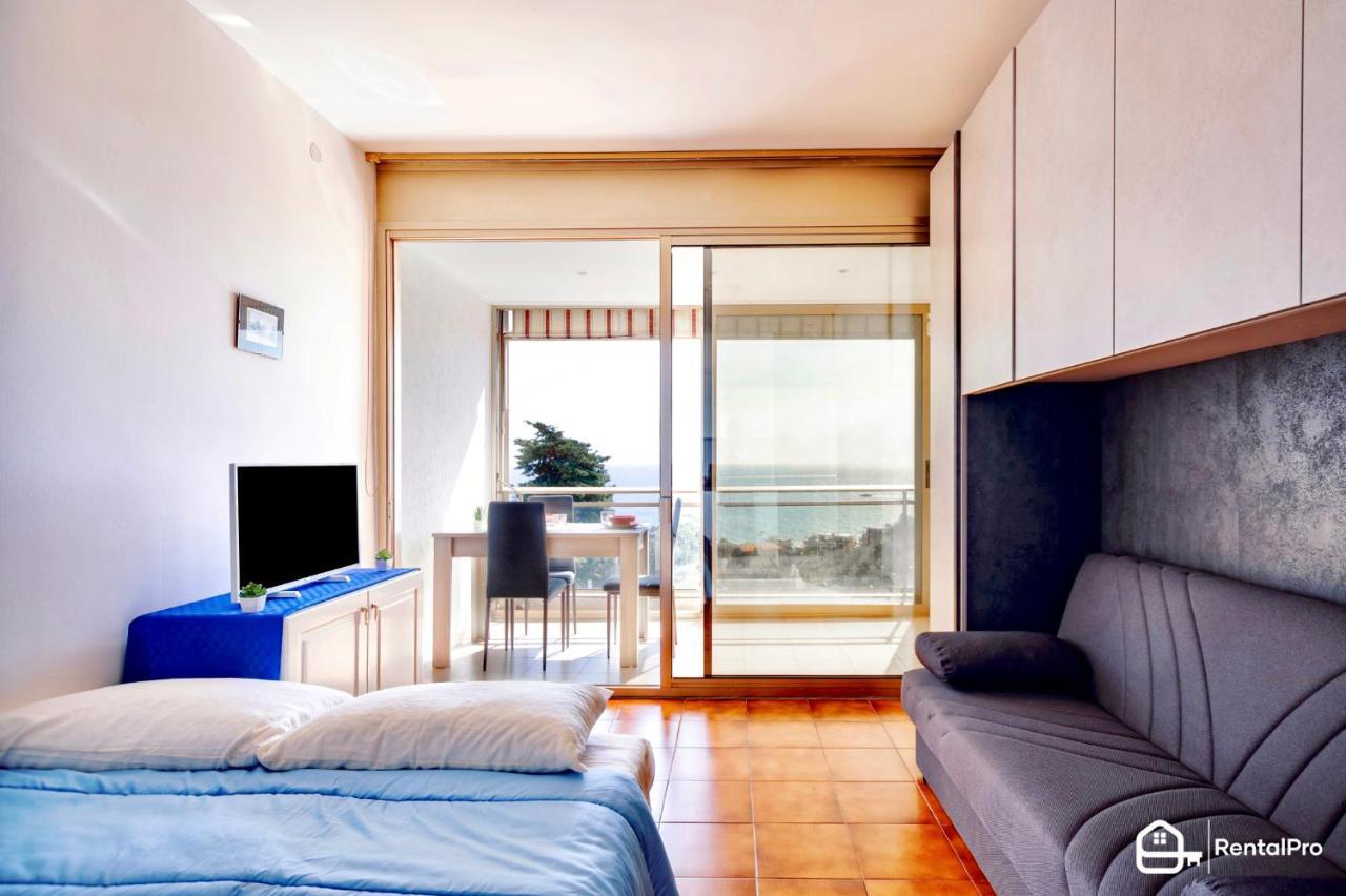 Appartamento Free Parking-Sea View, With Pool & Garden Sanremo Esterno foto